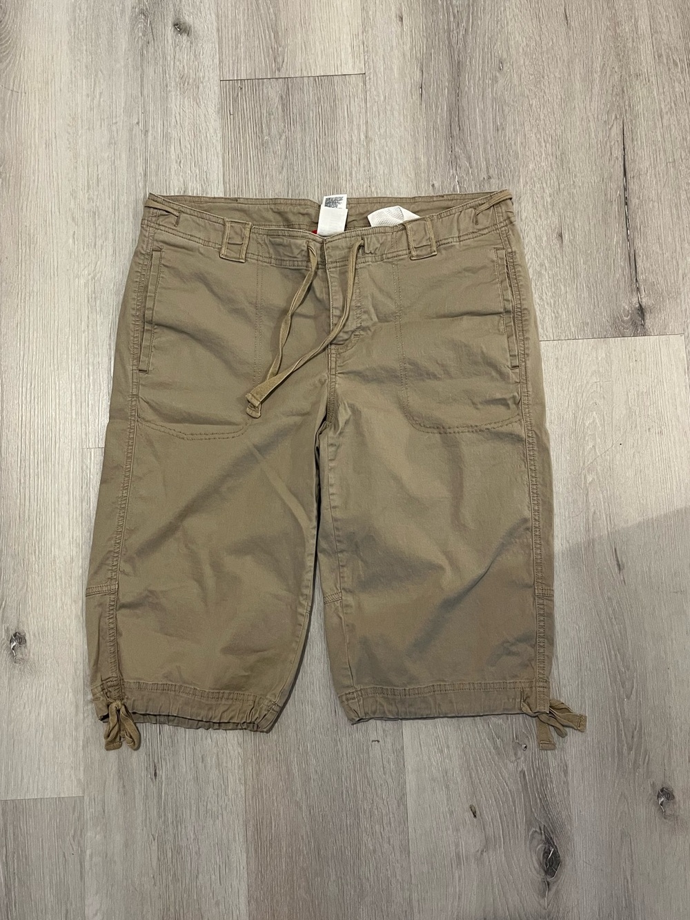 Women’s Khaki Utility Drawstring Shorts